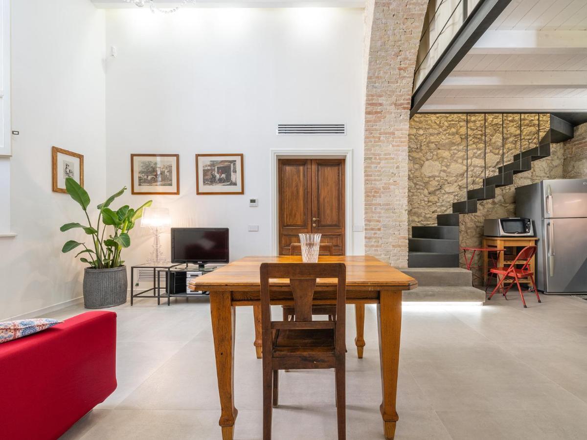 Massimo Boutique Apartment Cagliari Eksteriør bilde